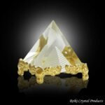 Original Crystal Pyramid @ Best Price Abhimantrit®